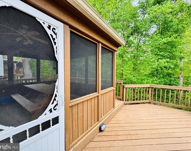 12525 Hedges Run Drive - Photo Thumbnail 16