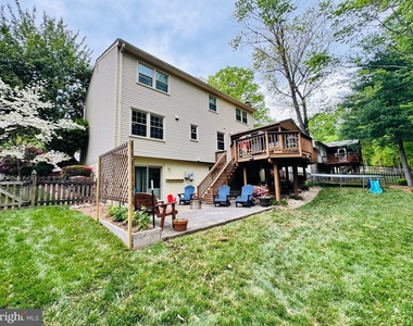 12525 Hedges Run Drive - Photo Thumbnail 2