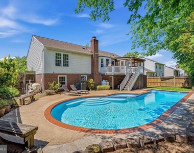 9729 Zimbro Avenue - Photo Thumbnail 35