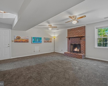 9729 Zimbro Avenue - Photo Thumbnail 22