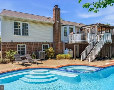 9729 Zimbro Avenue - Photo Thumbnail 37