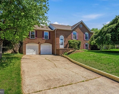 9729 Zimbro Avenue - Photo Thumbnail 1