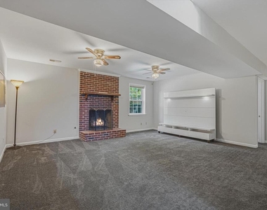 9729 Zimbro Avenue - Photo Thumbnail 21