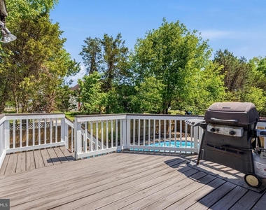 9729 Zimbro Avenue - Photo Thumbnail 30