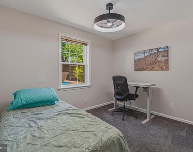 9729 Zimbro Avenue - Photo Thumbnail 28