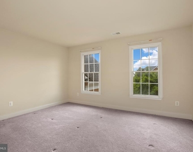 23353 Lennoxville Way - Photo Thumbnail 29