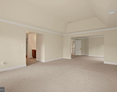 23353 Lennoxville Way - Photo Thumbnail 21