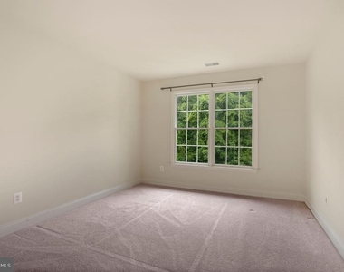 23353 Lennoxville Way - Photo Thumbnail 25