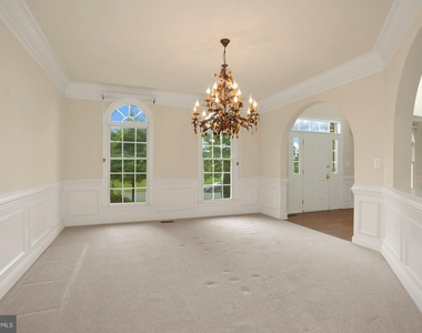 23353 Lennoxville Way - Photo Thumbnail 6