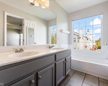 104 Frazer Drive - Photo Thumbnail 20