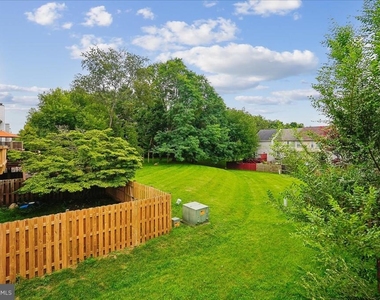 104 Frazer Drive - Photo Thumbnail 4