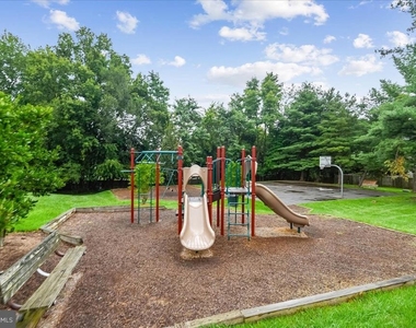 104 Frazer Drive - Photo Thumbnail 54