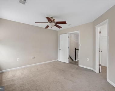 104 Frazer Drive - Photo Thumbnail 24