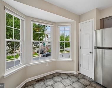 104 Frazer Drive - Photo Thumbnail 7