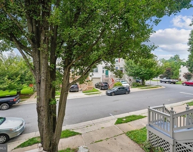 104 Frazer Drive - Photo Thumbnail 46