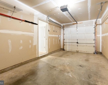 104 Frazer Drive - Photo Thumbnail 29