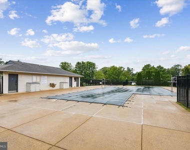 104 Frazer Drive - Photo Thumbnail 52