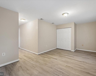 104 Frazer Drive - Photo Thumbnail 39