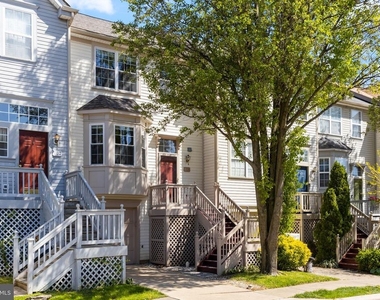 104 Frazer Drive - Photo Thumbnail 1