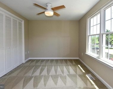 27 Marian Court - Photo Thumbnail 13