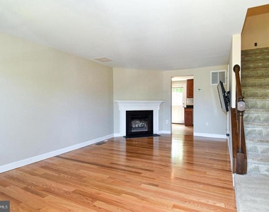 27 Marian Court - Photo Thumbnail 4