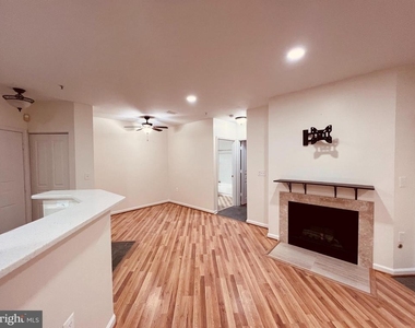 2204 Westcourt Lane - Photo Thumbnail 3
