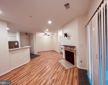 2204 Westcourt Lane - Photo Thumbnail 5