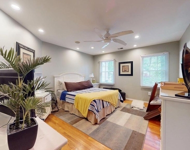 5803 Hall Street - Photo Thumbnail 18