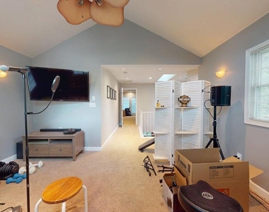 5803 Hall Street - Photo Thumbnail 16