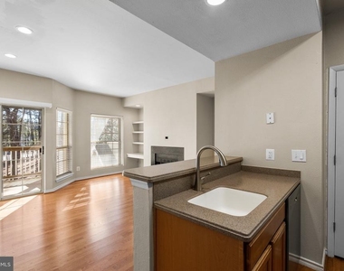 12151 Penderview Lane - Photo Thumbnail 6