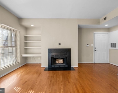 12151 Penderview Lane - Photo Thumbnail 2
