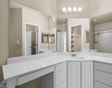 12151 Penderview Lane - Photo Thumbnail 17