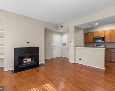 12151 Penderview Lane - Photo Thumbnail 3