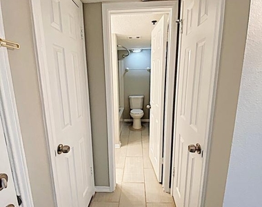 1524 Lincoln Way - Photo Thumbnail 37