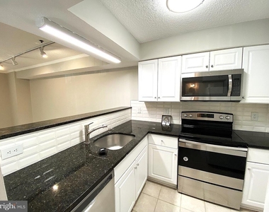 1524 Lincoln Way - Photo Thumbnail 12