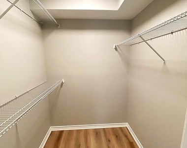 1524 Lincoln Way - Photo Thumbnail 23