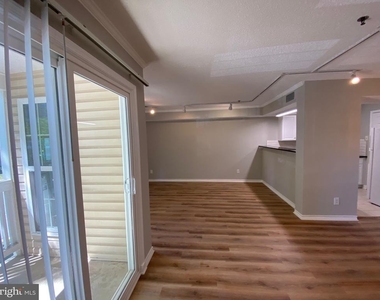 1524 Lincoln Way - Photo Thumbnail 10
