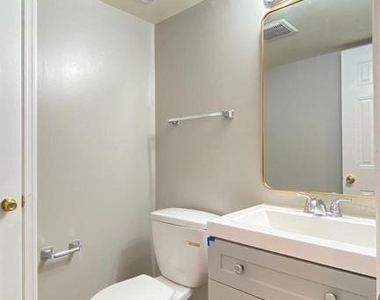 1664 Westwind Way - Photo Thumbnail 15