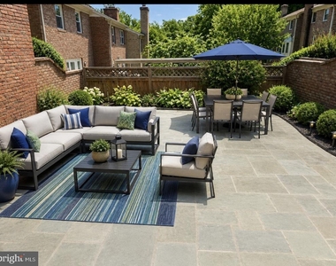 9209 Graceland Place - Photo Thumbnail 12