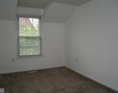 14380 Gringsby Court - Photo Thumbnail 6