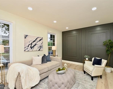 4702 Forestdale Drive - Photo Thumbnail 2