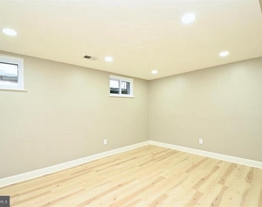 4702 Forestdale Drive - Photo Thumbnail 32
