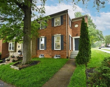 4702 Forestdale Drive - Photo Thumbnail 1