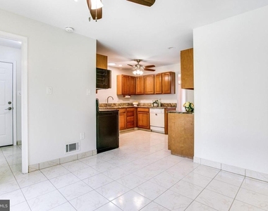 9212 Arabian Avenue - Photo Thumbnail 14