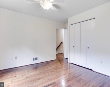 9212 Arabian Avenue - Photo Thumbnail 23