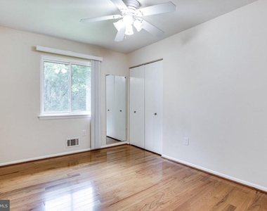 9212 Arabian Avenue - Photo Thumbnail 25