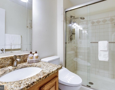 9212 Arabian Avenue - Photo Thumbnail 29