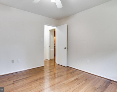 9212 Arabian Avenue - Photo Thumbnail 26