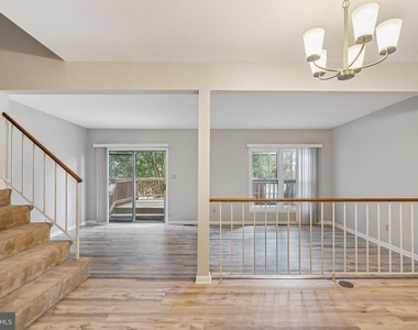 2917 Village Spring Lane - Photo Thumbnail 27