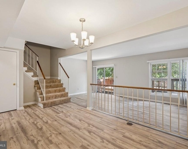 2917 Village Spring Lane - Photo Thumbnail 6